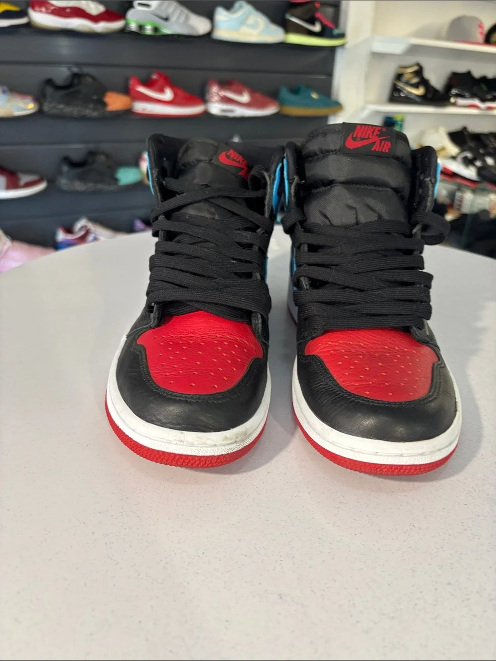 Air Jordan 1 High OG WMNS “UNC to Chicago” Men’s Size 7.5